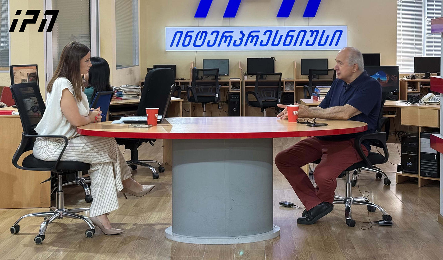 პაატა ზაქარეიშვილი ქორწილში მომხდარზე - ეს ქალები როგორც მოიქცნენ, ტიპური რუსული ქცევაა, ეს უნდა მოითოკოს, დასრულდეს! არაპირდაპირ, მაგრამ პანღურის გარტყმით უნდა მოხდეს მათი გაძევება - კეთილი ვინებოთ და დავუწესოთ რუსებს სავიზო რეჟიმი!