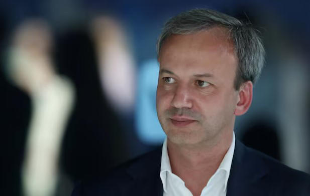 FIDE-ს რუსმა პრეზიდენტმა, არკადი დვორკოვიჩმა ევროკავშირის სანქციების გამო უფლებამოსილება შეიჩერა